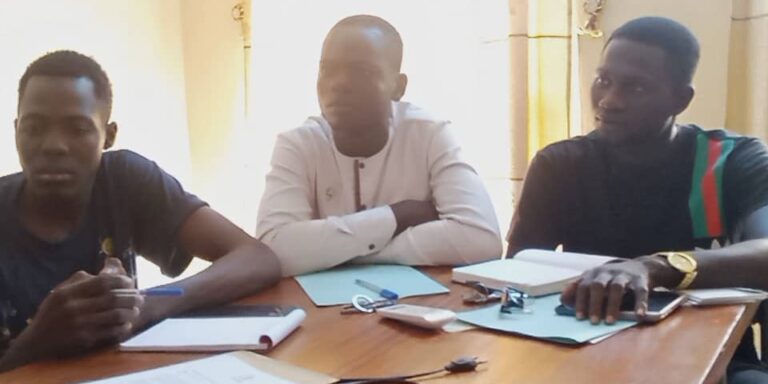 kaya causerie recherche et gestion de la clientèle